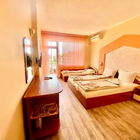 Guest house Napoli Ravda