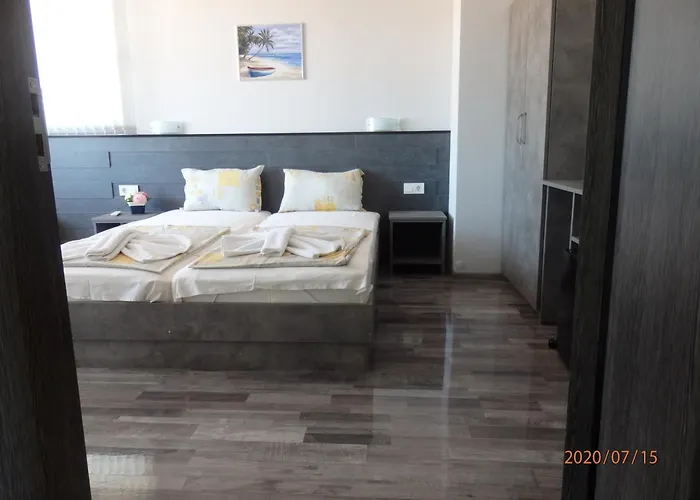 Napoli Pensjonat Rawda