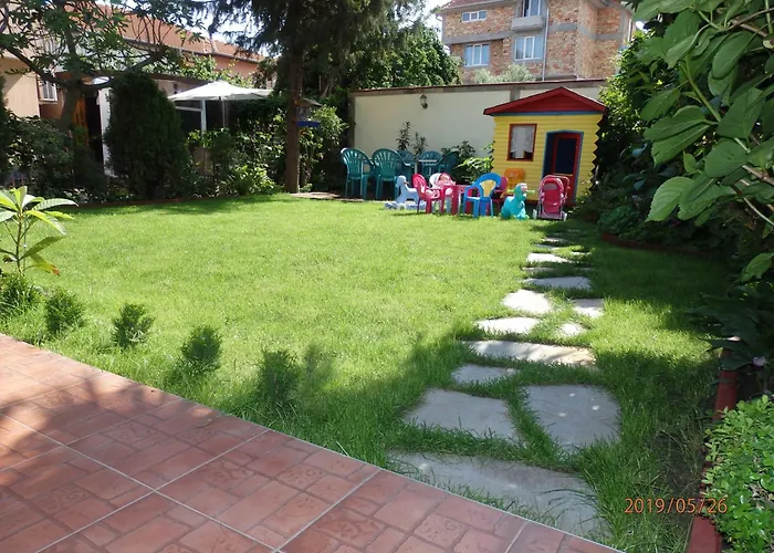 Pensjonat Napoli Rawda